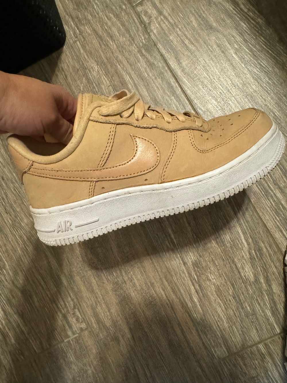 Nike Air Force 1 Low in Tan